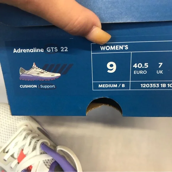 NIB Brooks Adrenaline GTS 22 purple and white tennis shoes multi size - Picture 8 of 9